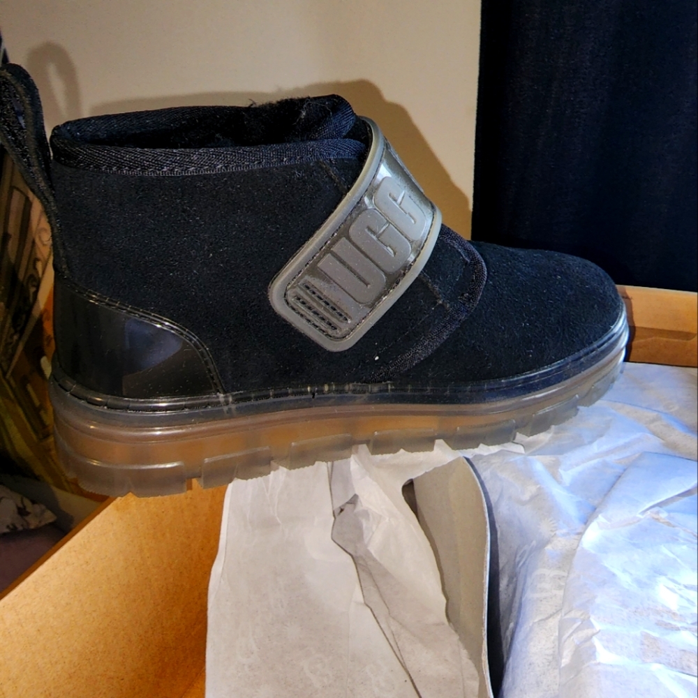 Brand new uggs